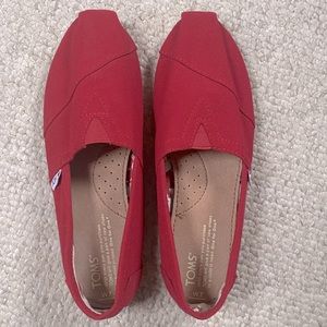 New Red Toms